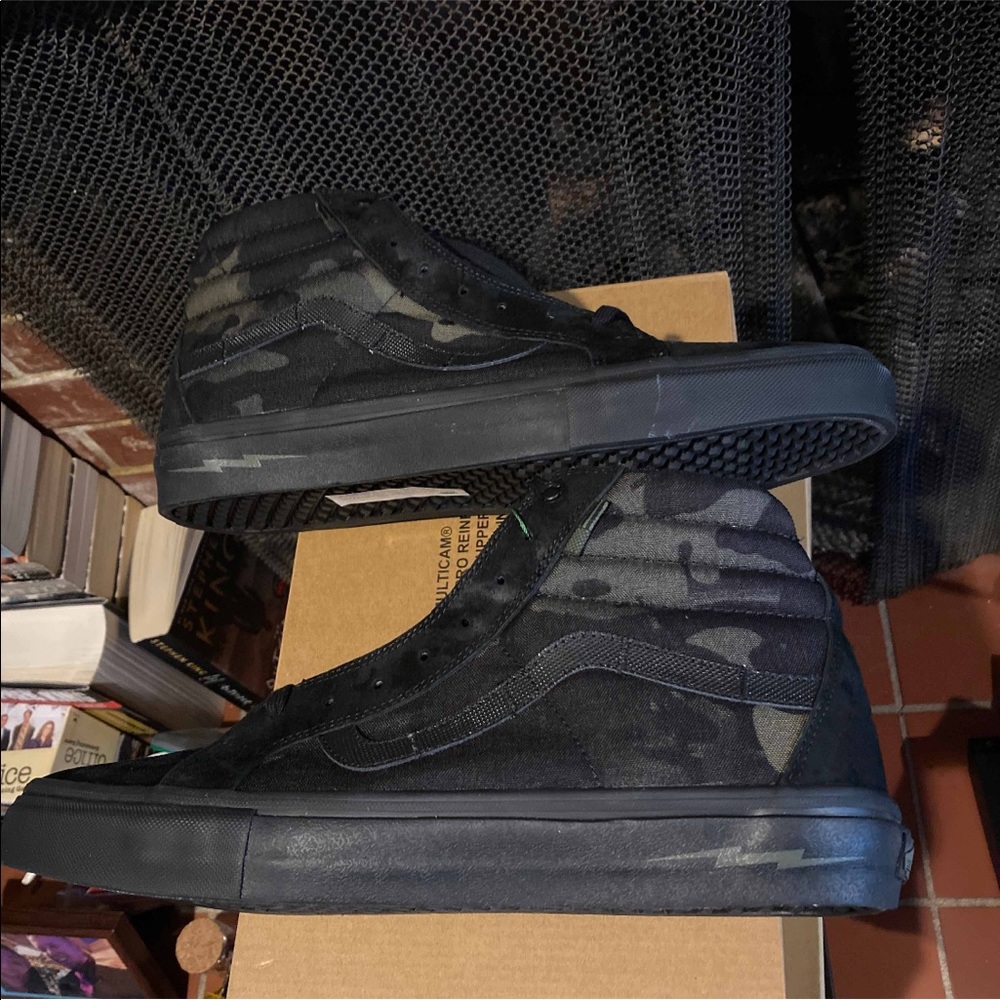 NEW - Vans DEFCON High Top - Size 14